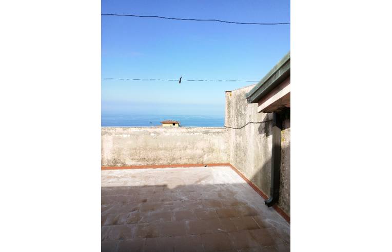 appartamento in vendita a Bagnara Calabra in zona Pellegrina