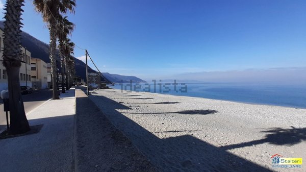 casa indipendente in vendita a Bagnara Calabra