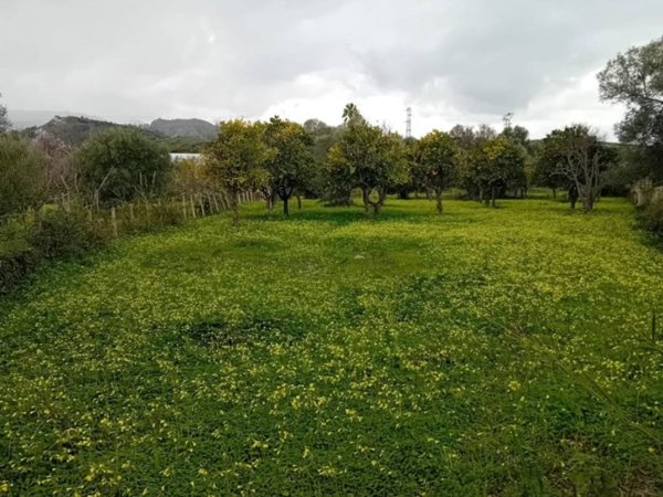 terreno edificabile in vendita a Bianco