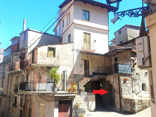 appartamento in vendita a Bivongi