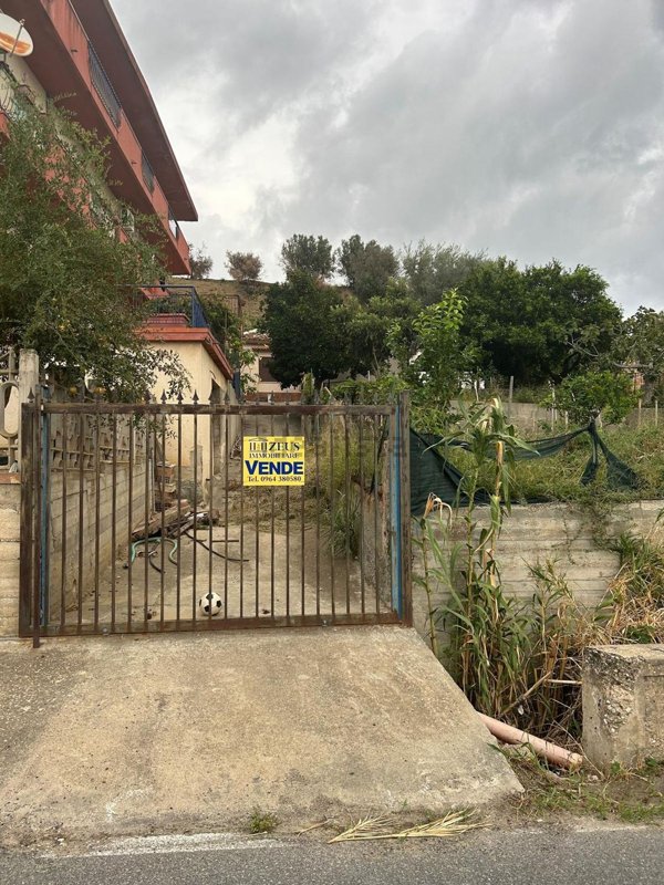 casa indipendente in vendita a Bovalino in zona Pozzo