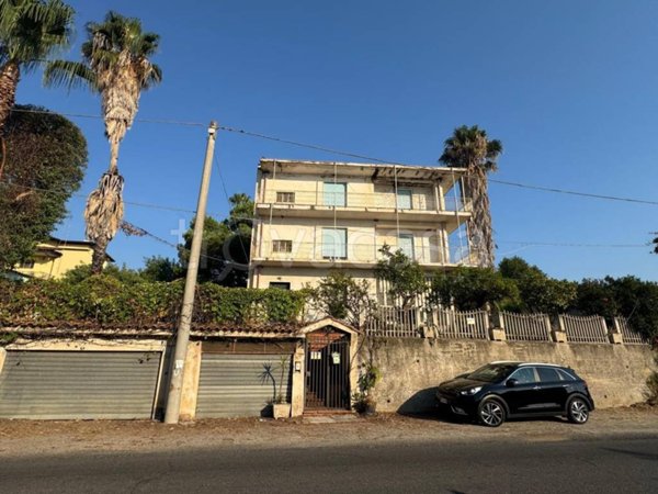 casa indipendente in vendita a Bovalino in zona Bosco Sant'Ippolito