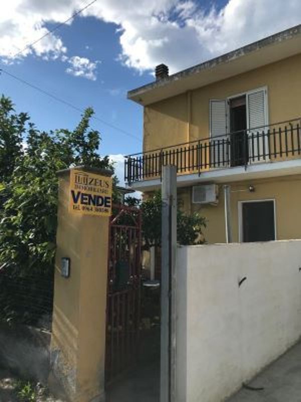 casa indipendente in vendita a Bovalino