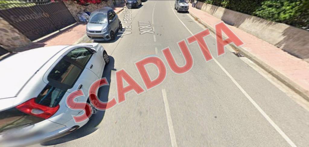 locale commerciale in vendita a Bovalino