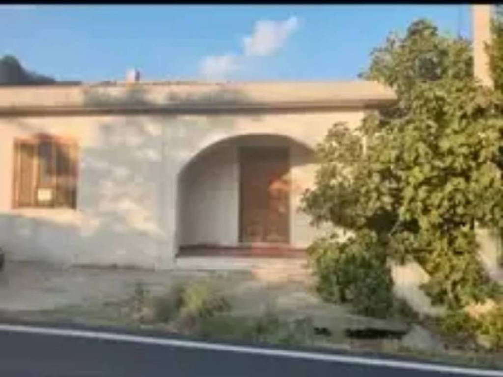 casa indipendente in vendita a Bovalino in zona Bovalino Superiore