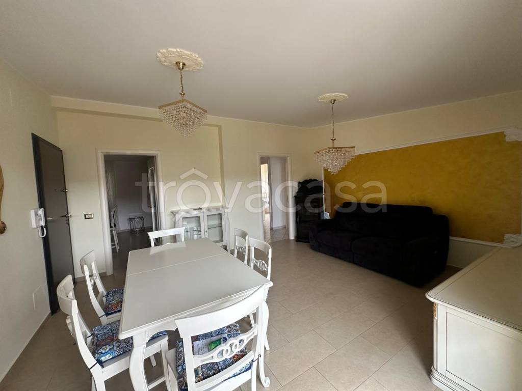 appartamento in vendita a Bova Marina
