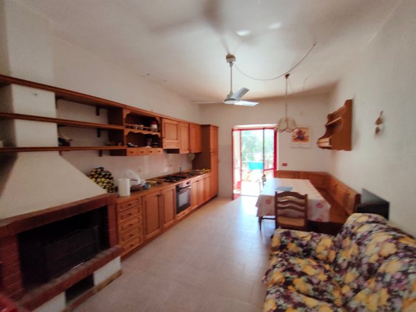 casa indipendente in vendita a Bova Marina in zona Borgo