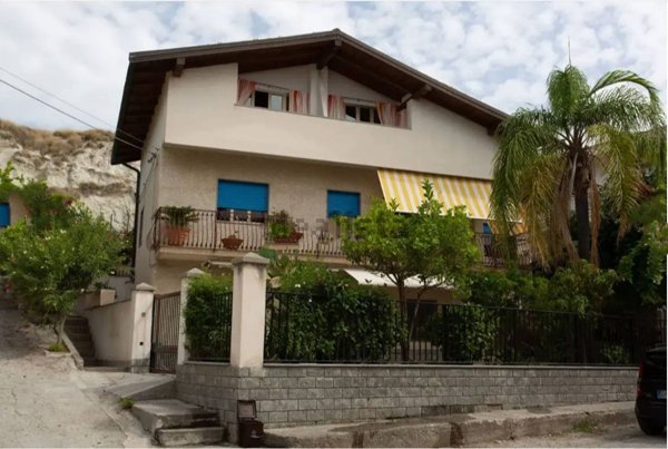 casa indipendente in vendita a Bova Marina