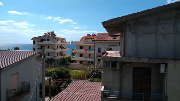 casa indipendente in vendita a Bova Marina in zona Fondo Vena