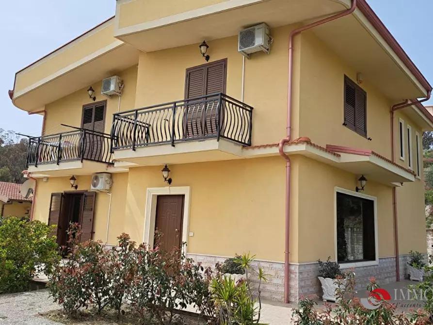 casa indipendente in vendita a Bova Marina in zona Borgo