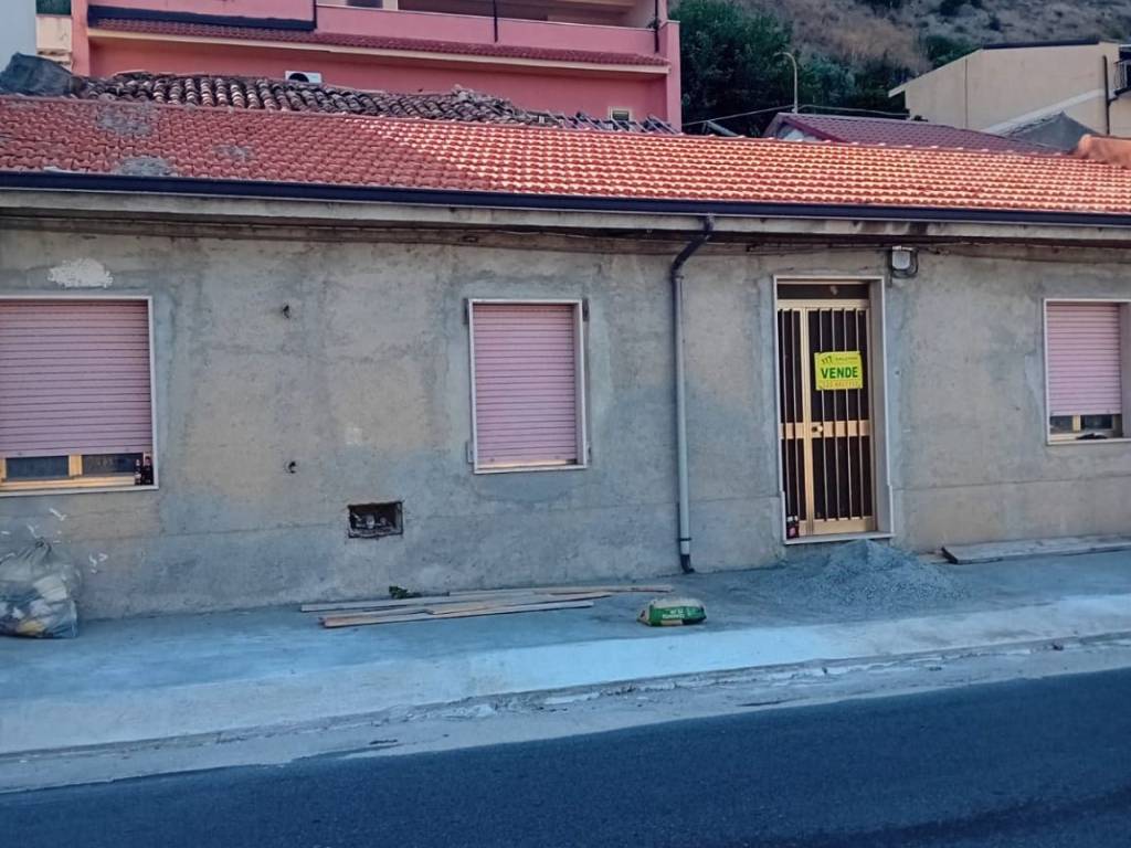 casa indipendente in vendita a Brancaleone