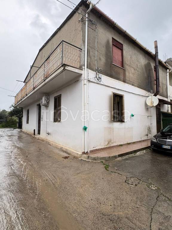 casa indipendente in vendita a Brancaleone