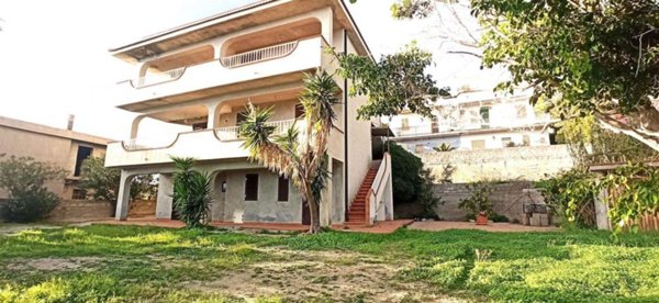 casa indipendente in vendita a Brancaleone
