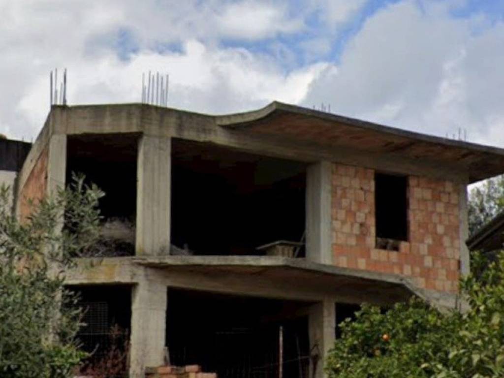 casa indipendente in vendita a Bruzzano Zeffirio
