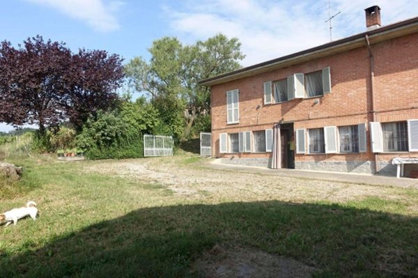 casale in vendita ad Agliano Terme