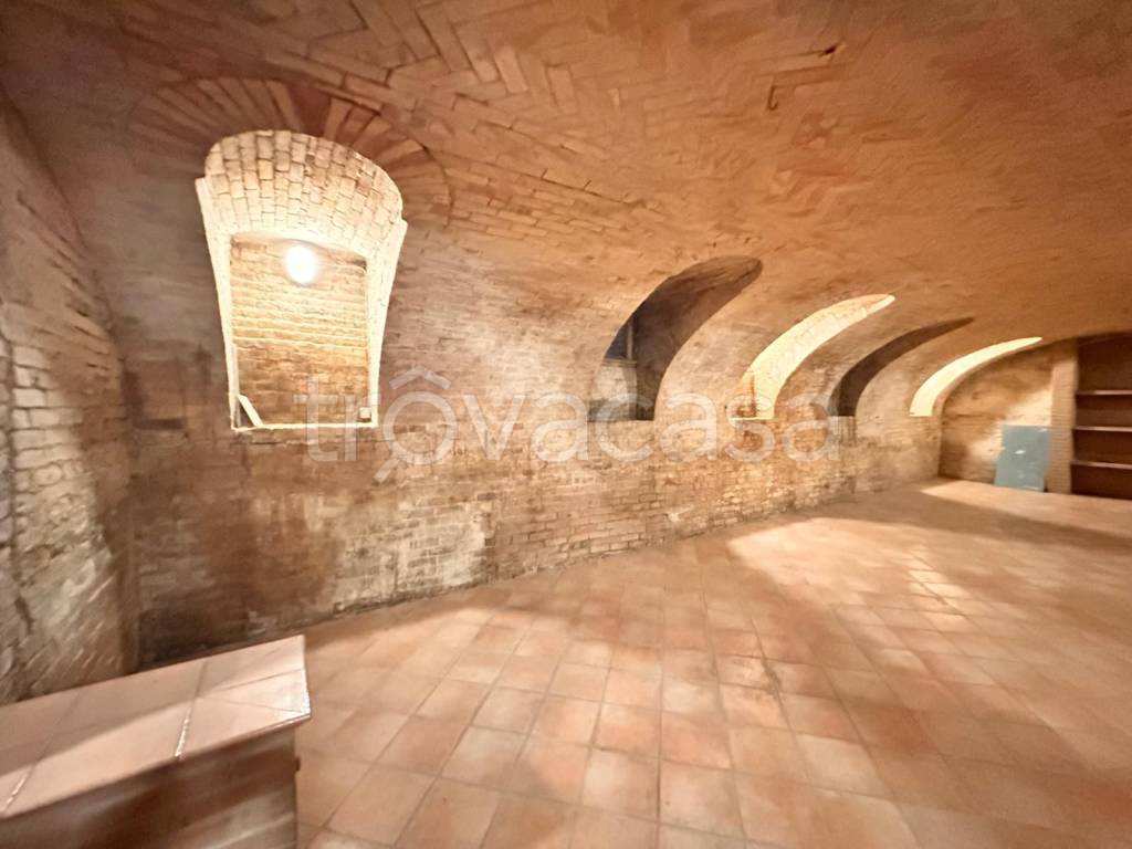 casa indipendente in vendita ad Agliano Terme in zona Salere