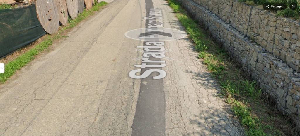 locale di sgombero in vendita ad Agliano Terme in zona Vialta