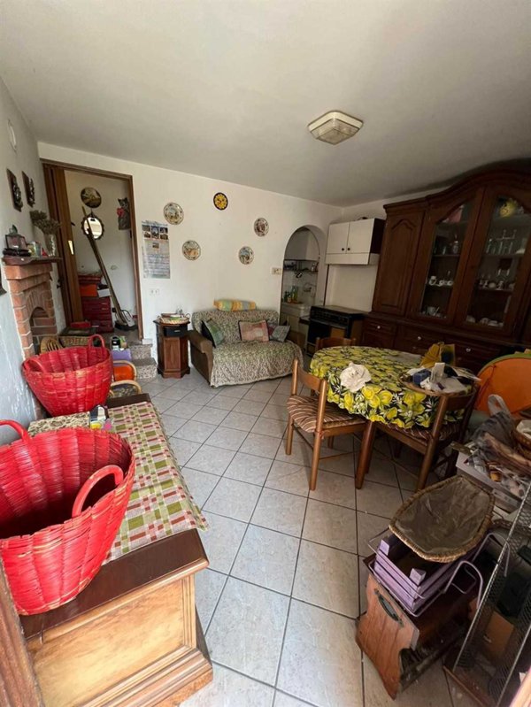 casa indipendente in vendita ad Agliano Terme