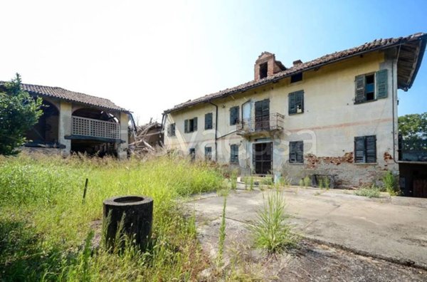 casa indipendente in vendita ad Agliano Terme