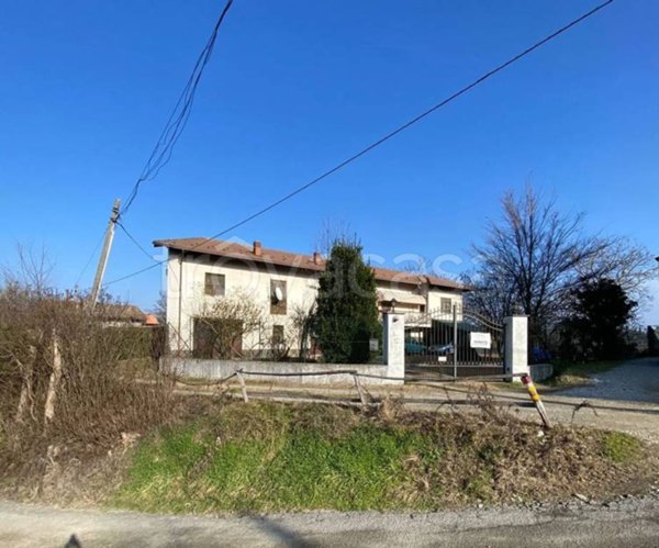 casa indipendente in vendita ad Agliano Terme
