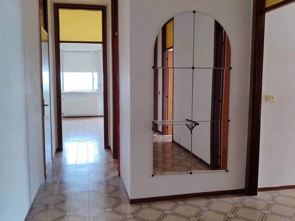 appartamento in vendita ad Agliano Terme in zona Agliano