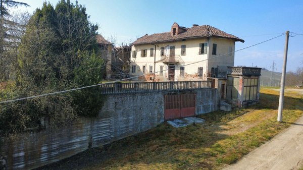 casale in vendita ad Agliano Terme
