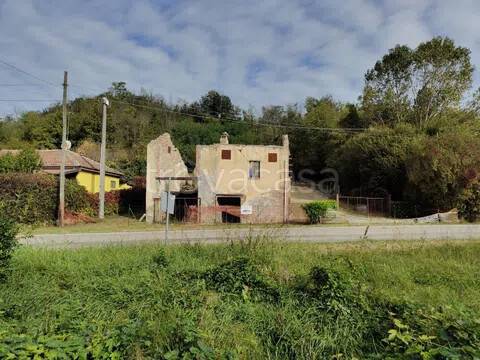 casa indipendente in vendita ad Agliano Terme