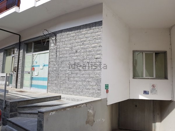 ufficio in vendita ad Agliano Terme