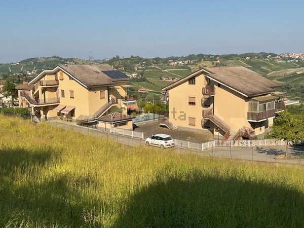 appartamento in vendita ad Agliano Terme