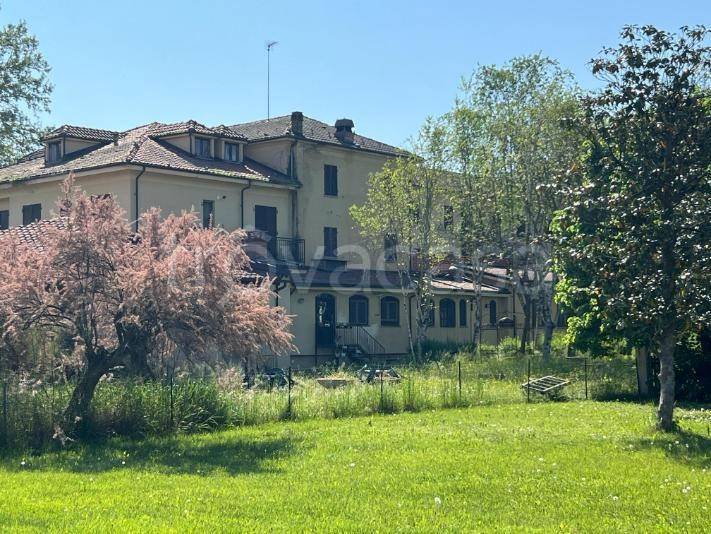 casa indipendente in vendita ad Agliano Terme