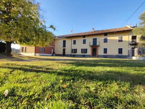 casale in vendita ad Agliano Terme