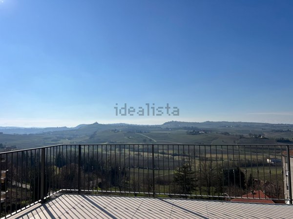 appartamento in vendita ad Agliano Terme in zona Agliano