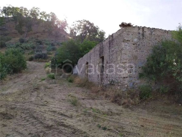 terreno agricolo in vendita a Caulonia in zona Focà