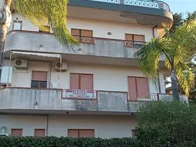 appartamento in vendita a Caulonia