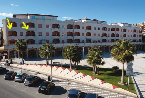 appartamento in vendita a Caulonia