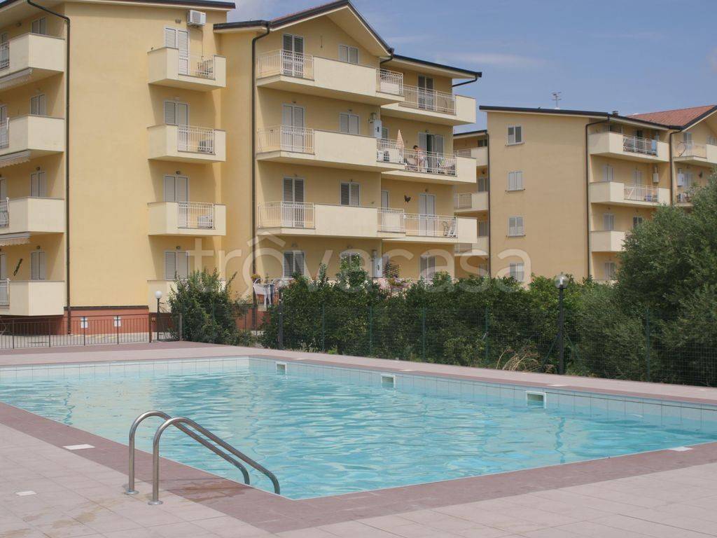 appartamento in vendita a Caulonia