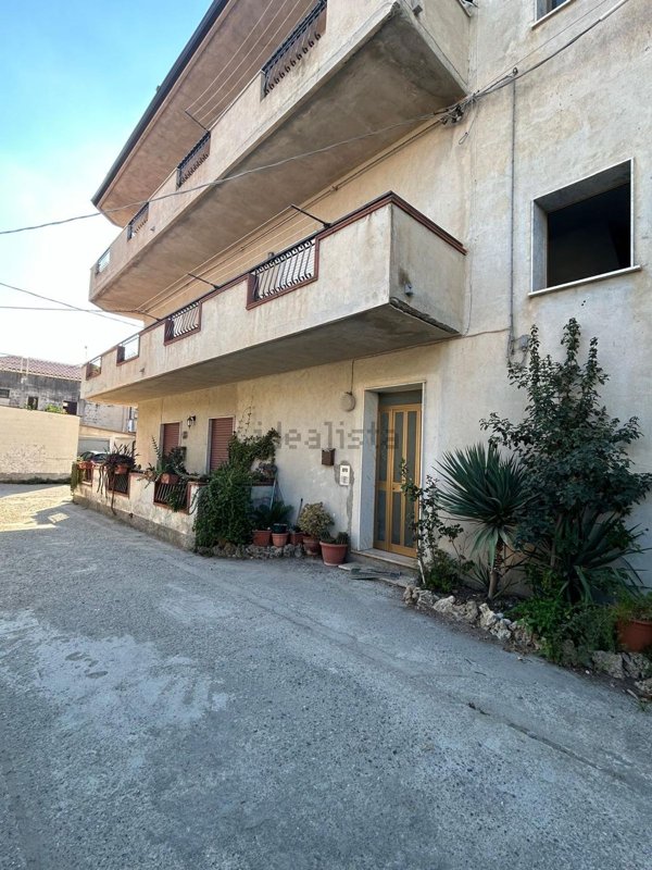 appartamento in vendita a Caulonia