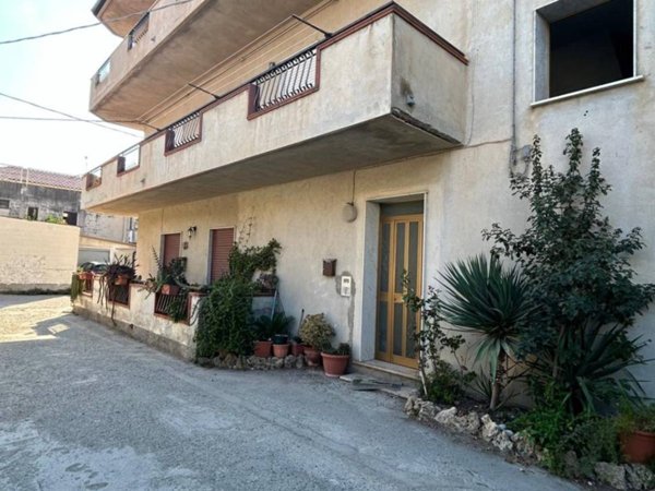 appartamento in vendita a Caulonia