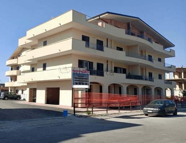 appartamento in vendita a Caulonia