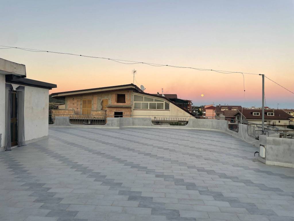 appartamento in vendita a Caulonia