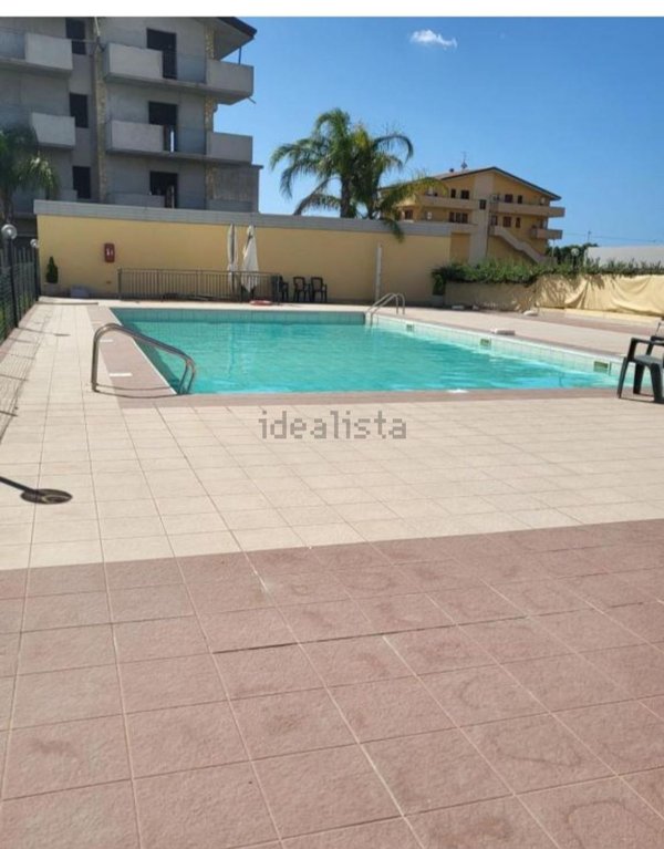 appartamento in vendita a Caulonia