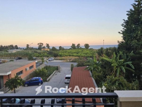 appartamento in vendita a Caulonia