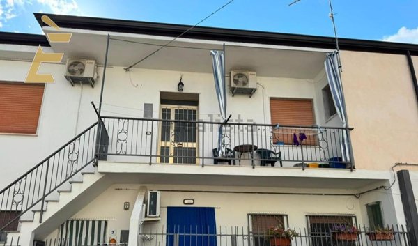 appartamento in vendita a Caulonia in zona Focà