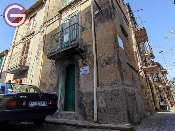 casa indipendente in vendita a Cinquefrondi