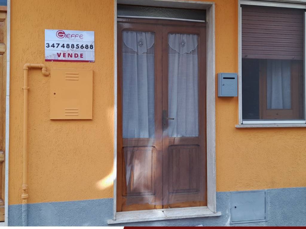 casa indipendente in vendita a Cittanova