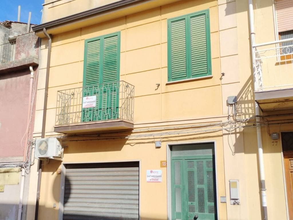 casa indipendente in vendita a Cittanova
