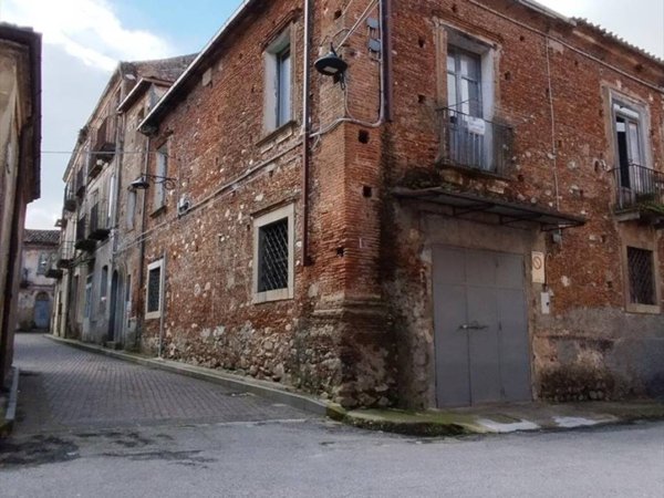 casa indipendente in vendita a Cittanova
