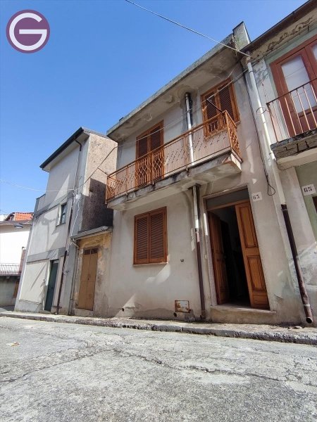 casa indipendente in vendita a Cittanova