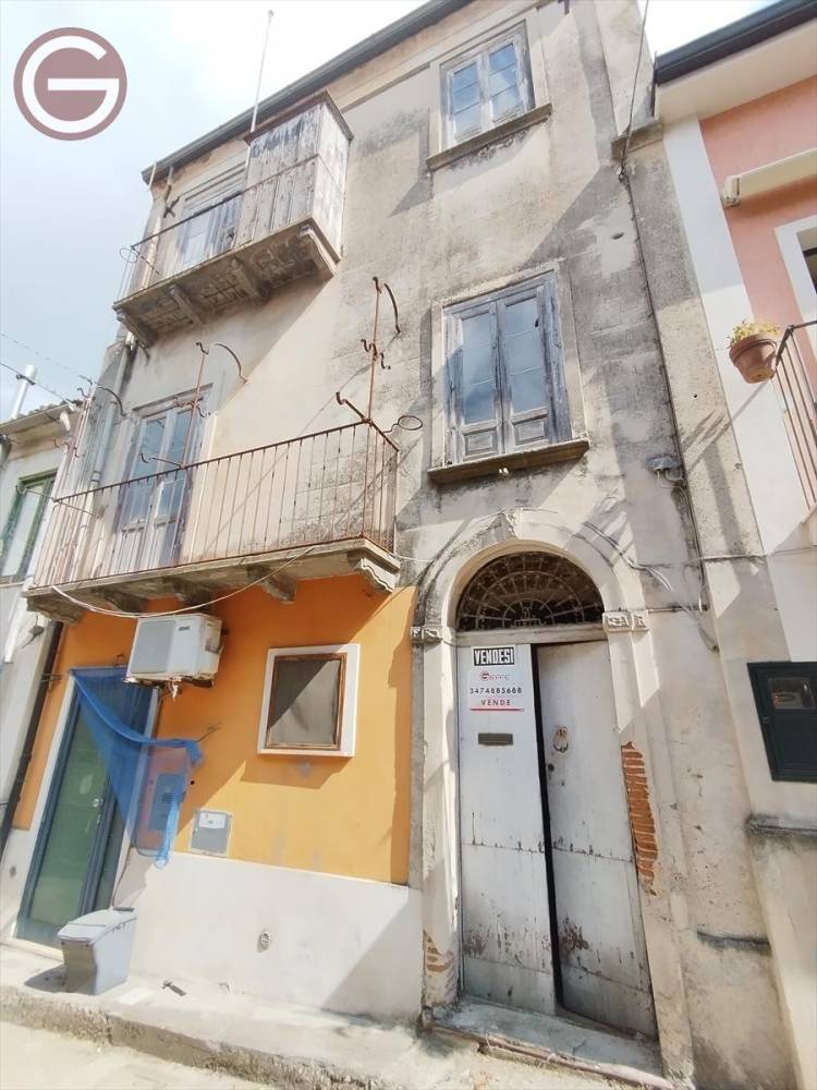 casa indipendente in vendita a Cittanova