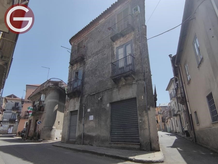 casa indipendente in vendita a Cittanova